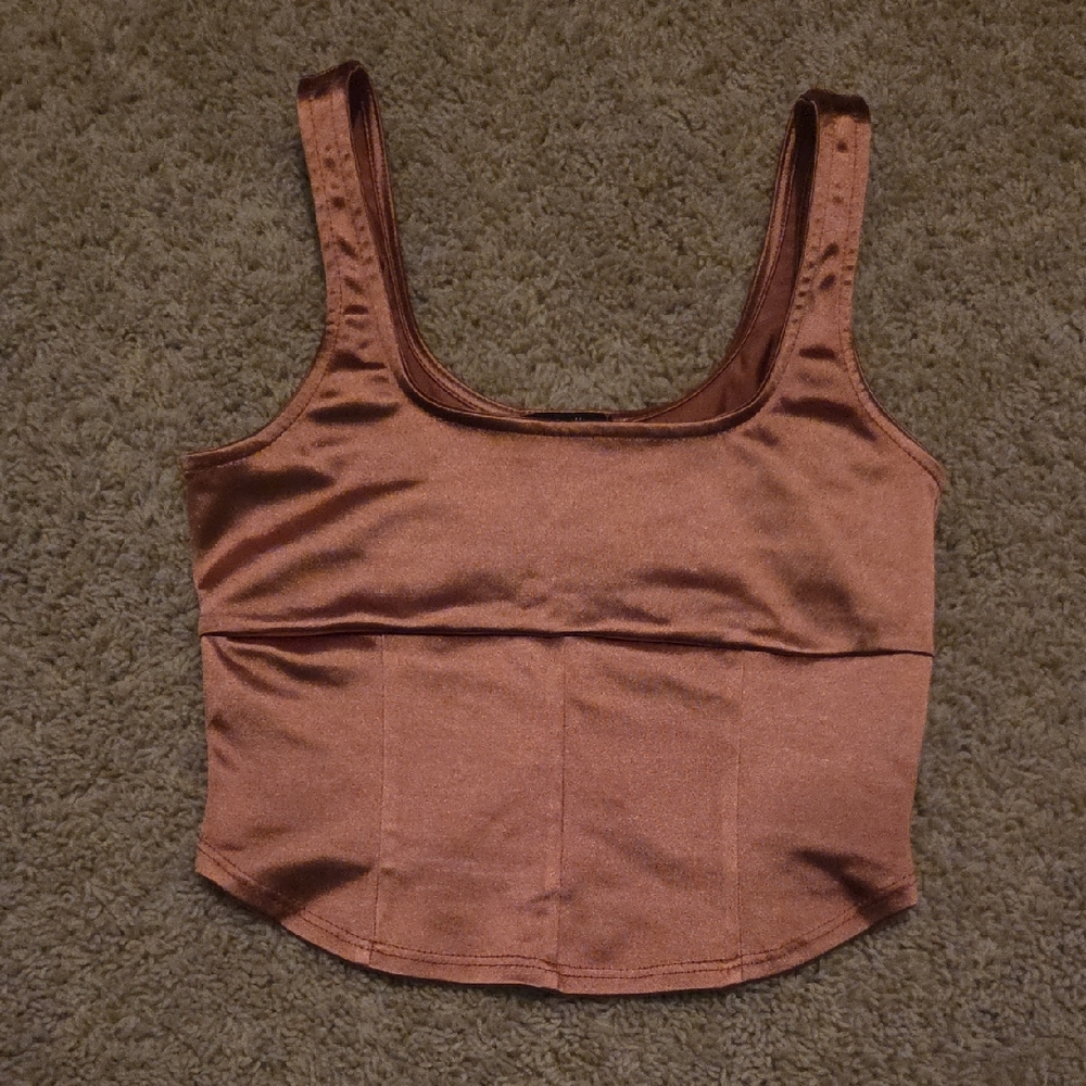 Chic Copper Sleeveless Crop Top